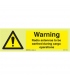 7578 Warning radio antennas to be earthed during cargo operations